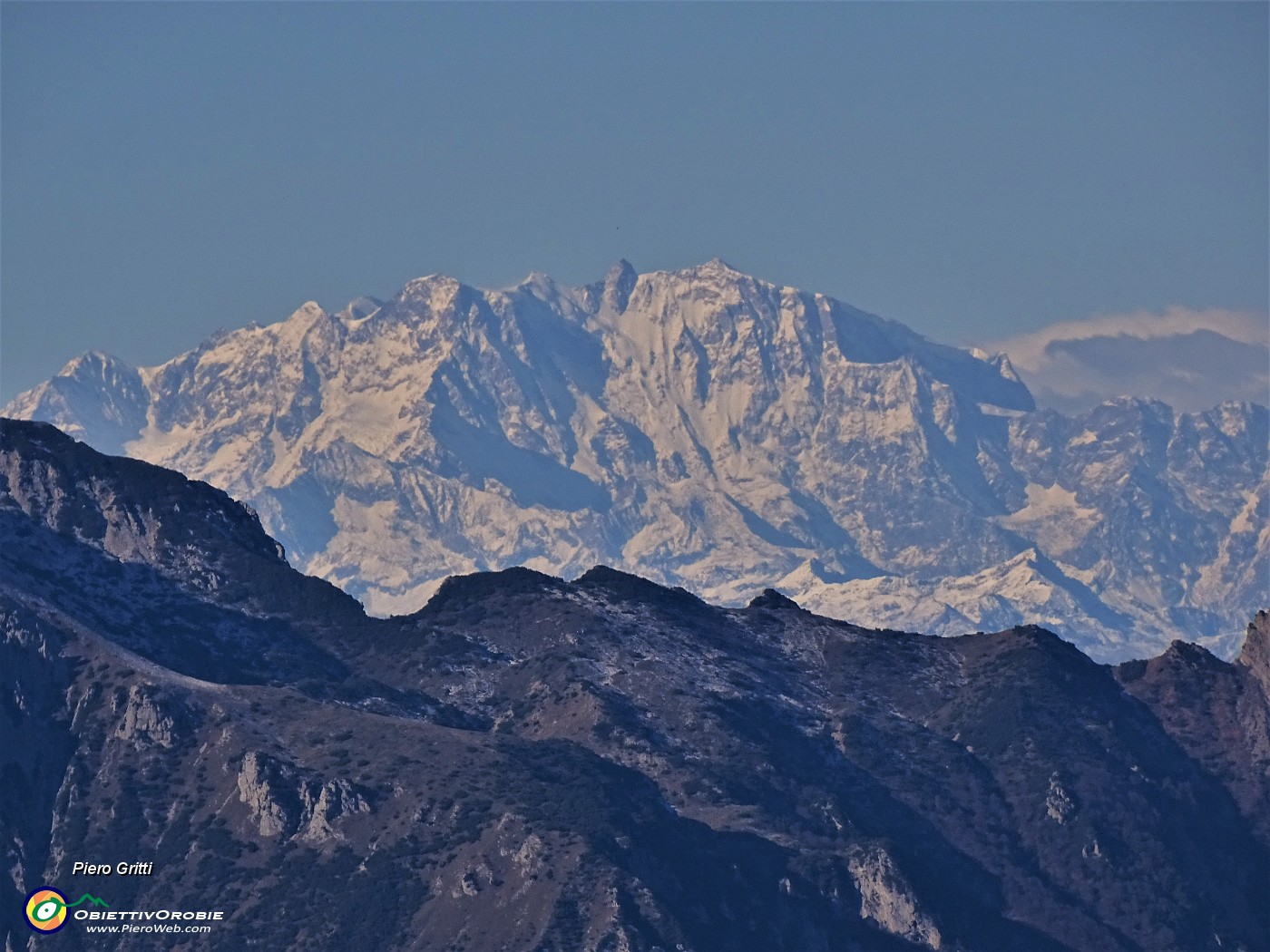 42 Zoom sul Monte Rosa (4634 m) .JPG